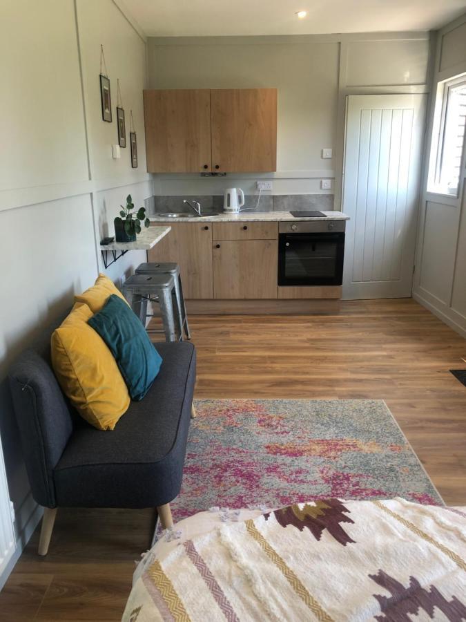 Willow Lodge 1 North Newton 外观 照片