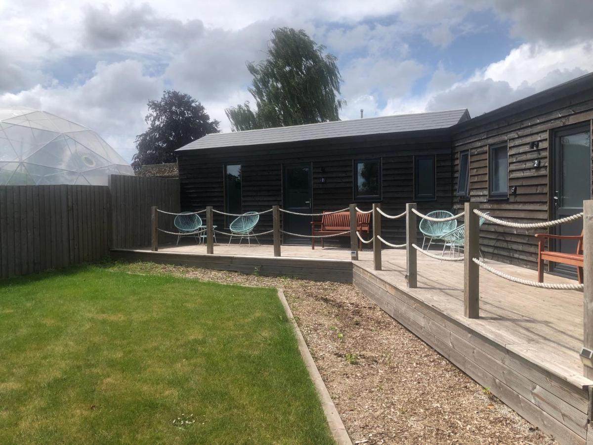 Willow Lodge 1 North Newton 外观 照片